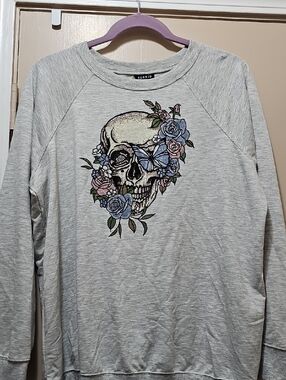 torrid Gray Sweatshirt with Floral Skull Patch